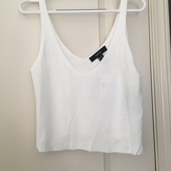 Forever 21 Tops - White knit crop top